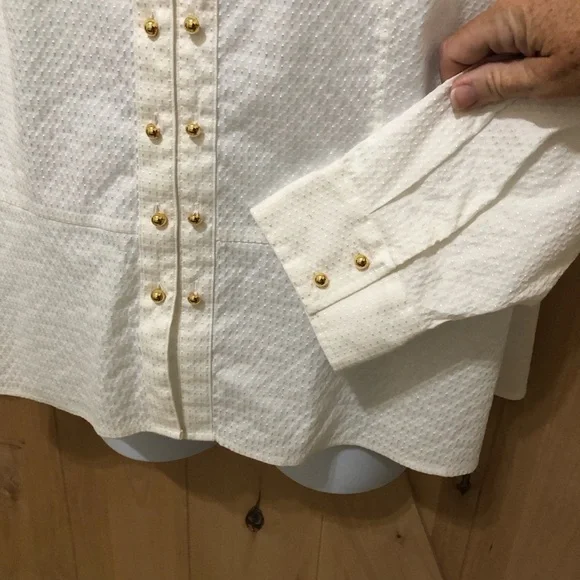 Jones New York Signature Women’s Pullover Blouse 3X White Stretch Gold Buttons - Picture 8 of 12